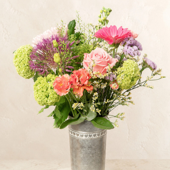 Florist's Choice Chic - Hiking review and price