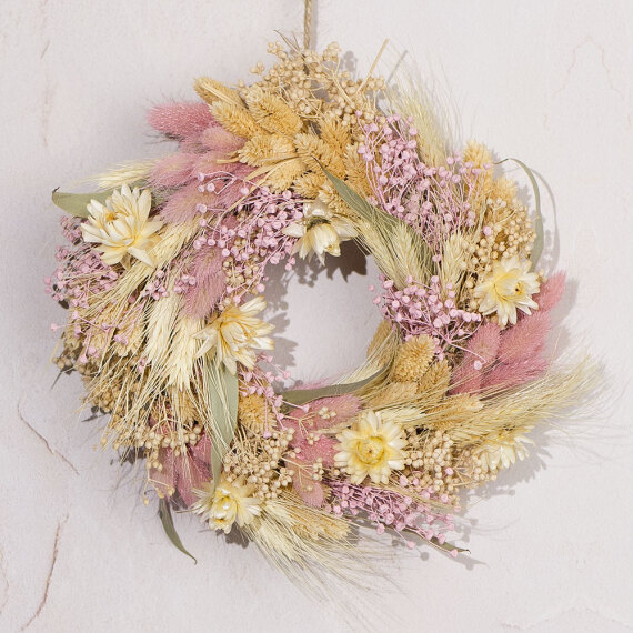 Blossom Blush Dried Wreath - Hiking review and price
