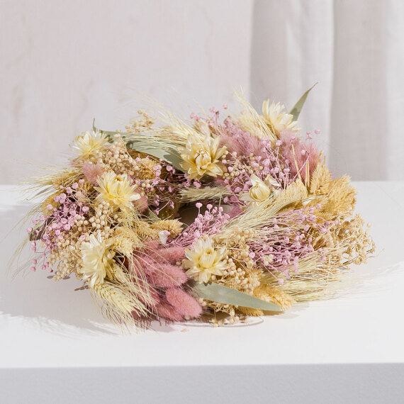 Blossom Blush Dried Wreath - Hiking review and price