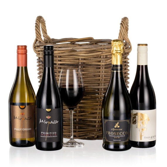 Four Wines in Wicker - Hiking review and price