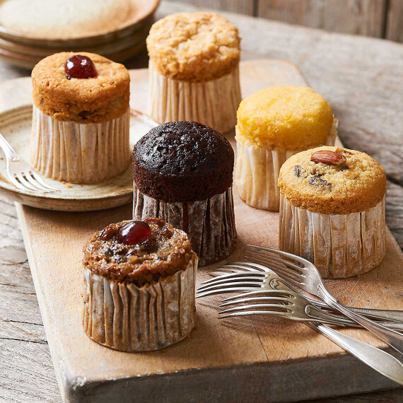 Meg Rivers Mini Cakes in Tin - Hiking review and price